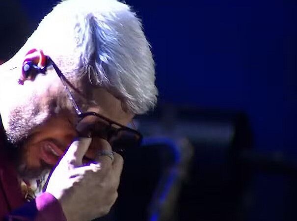 ‘Ainda não estou bem’, desabafa Belo sobre separação de Gracyanne Barbosa