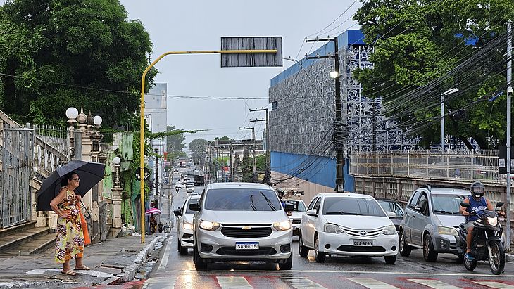 Chuva que cai desde a segunda-feira pode continuar por mais dias em Alagoas, prevê Semarh