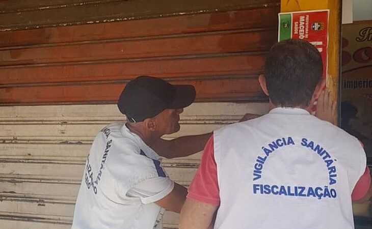 Fiscalização interdita fábrica de bolos em Maceió