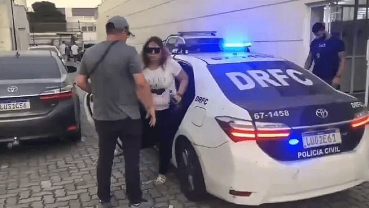 Presa mulher acusada de dar golpe de R$ 725 milhões em viúva de colecionador de arte