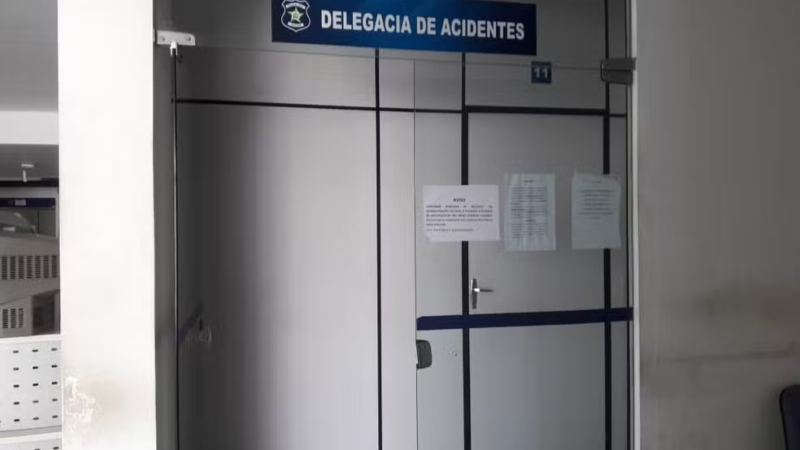 Testemunha de acidente que motociclista morreu decapitado em Maceió vai depor e acaba preso