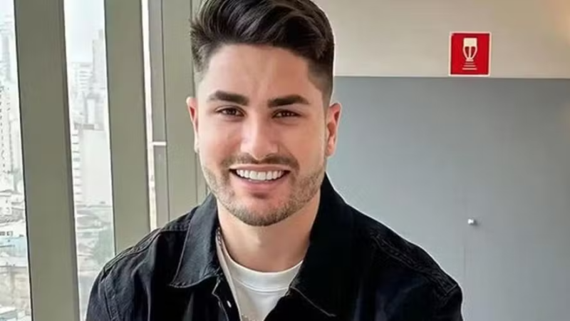 Lucas Souza fala sobre o apoio recebido após se assumir bissexual