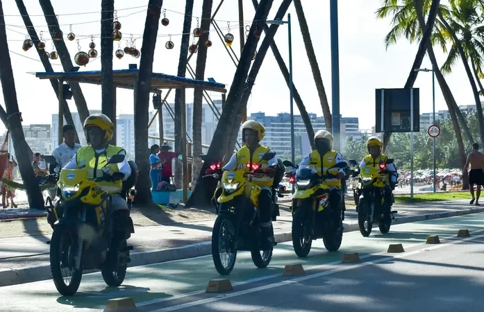 Ronda no Bairro encaminha dependente químico para atendimento médico