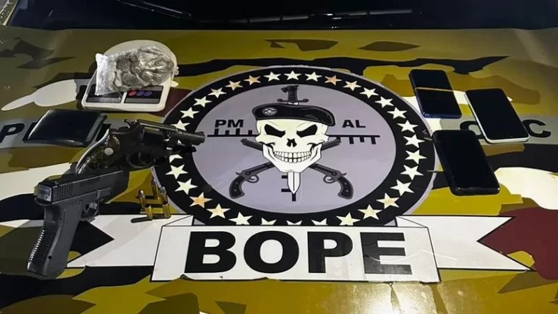 Bope apreende arma, drogas e diversos ilícitos em Maceió