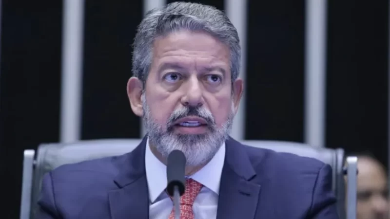 Arthur Lira diz que PEC das Drogas terá trâmite normal na Câmara