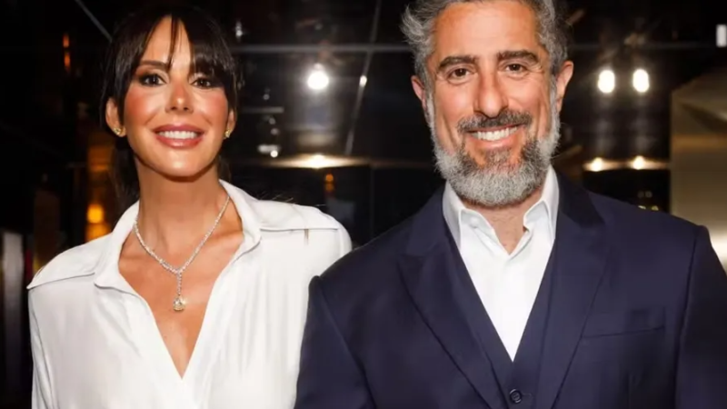 Marcos Mion e Suzana Gullo posam juntos após rumores de traição