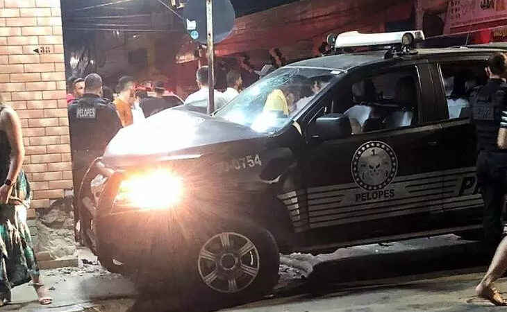 Populares ouvem tiros e encontram jovem morto em via pública