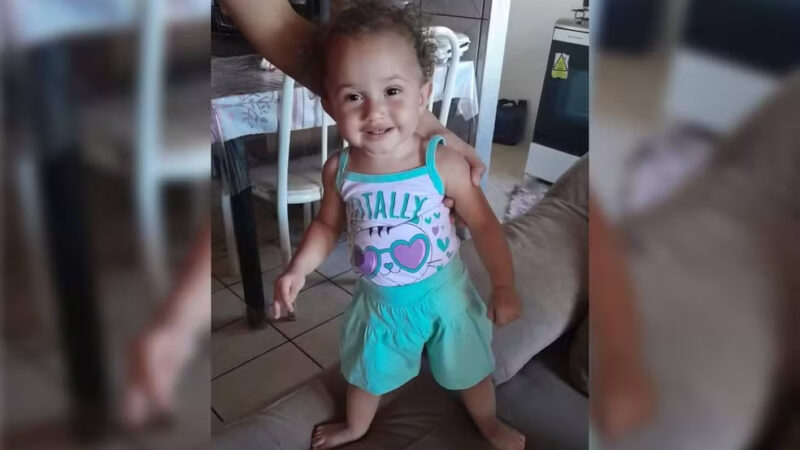 Bebê de 1 ano e 7 meses morre após cair em um balde com água em casa