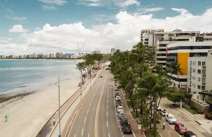 Com aumento de quase 40% no preço de venda, Serraria foi o bairro mais valorizado de Maceió no último ano; veja lista completa