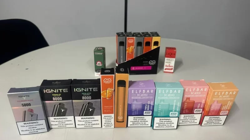 Vigilância Sanitária fiscaliza comercialização de cigarros eletrônicos