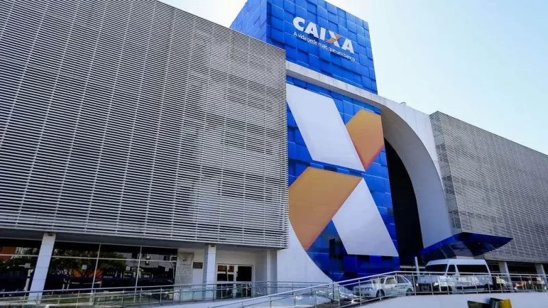 PF prende homem que tentou sacar R$ 700 mil que pertenciam a idoso morto