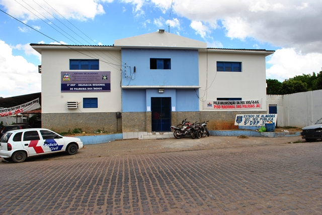 Homem é preso após dar tapa no olho de companheira em Arapiraca