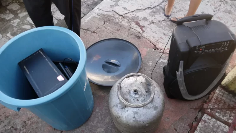 Suspeito de cometer furto é perseguido, espancado e preso no bairro do Poço