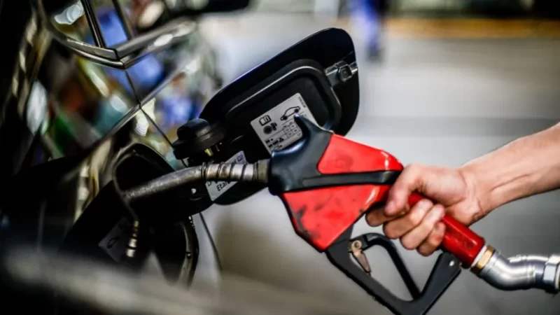 Preço dos combustíveis terá novo aumento em Alagoas; veja os valores!