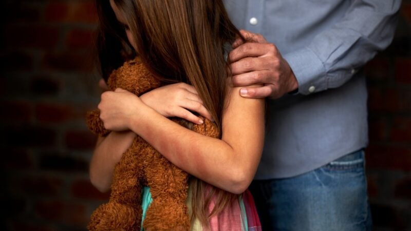 Menina de 9 anos é abusada sexualmente pelo tio em Poço das Trincheiras