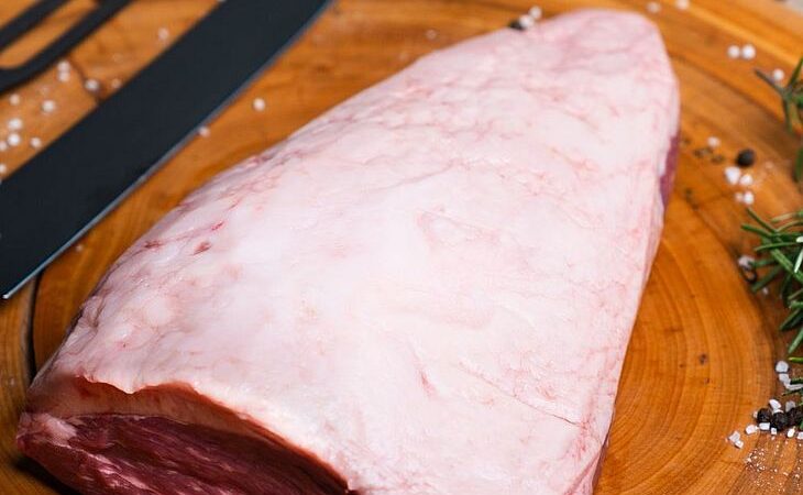 Homem é preso ao tentar furtar peça de picanha avaliada em R$ 160 de supermercado em Maceió