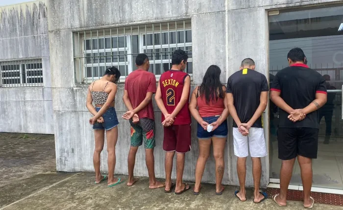 Grupo é preso por gravar live fazendo sexo na frente de criança em Teotônio Vilela