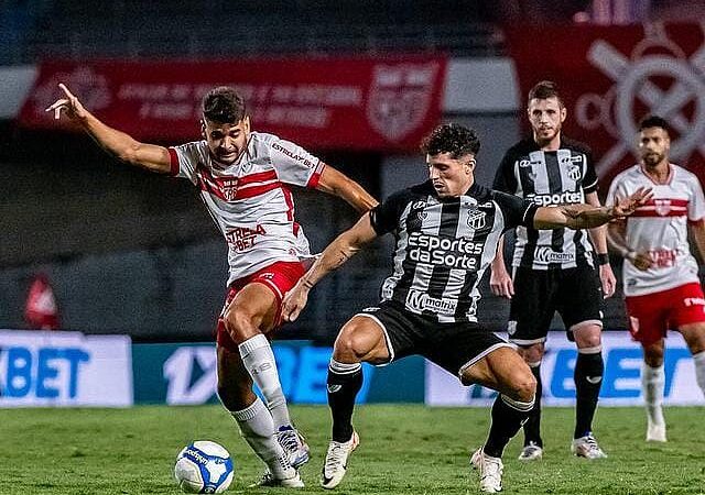 CRB chega a oito jogos sem vencer com derrota para o Ceará e fica próximo do Z-4