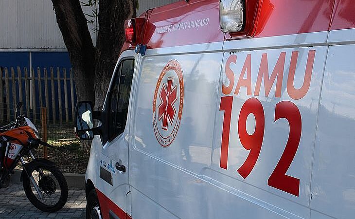 Morador em situação de rua é esfaqueado durante a noite, na Jatiúca