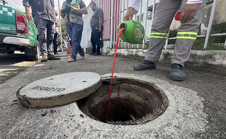 Três ligações clandestinas de esgoto são identificadas no Centro de Maceió