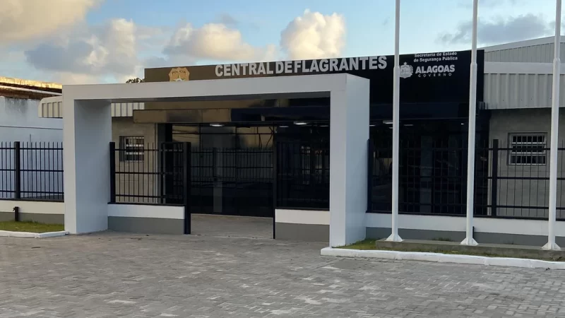 Homem é mantido em cárcere e extorquido em hotel 4 estrelas após contratar garota de programa