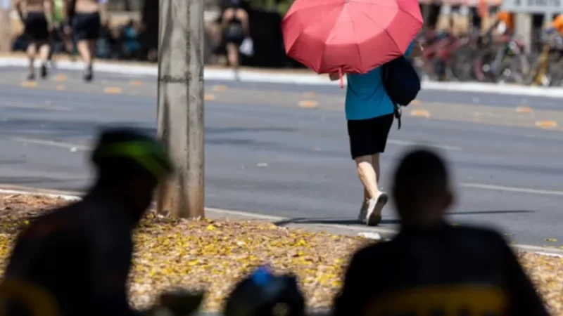 Brasil enfrenta oitava onda de calor do ano nesta semana