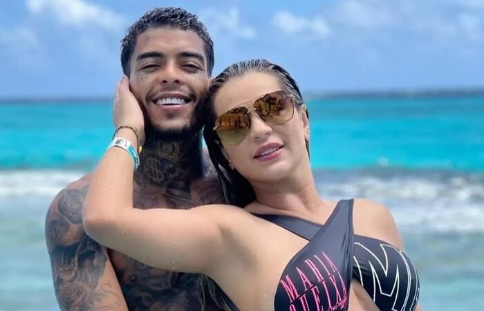 Vidente diz ter carta de Mc Kevin para Deolane: “Até o fim”. Leia