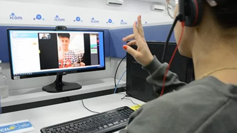 Pessoas surdas terão acesso a intérpretes de libras online para votar nas eleições