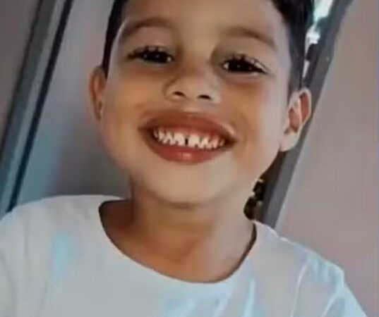 Justiça determina júri popular de acusado de matar filho envenenado com chumbinho em Maceió