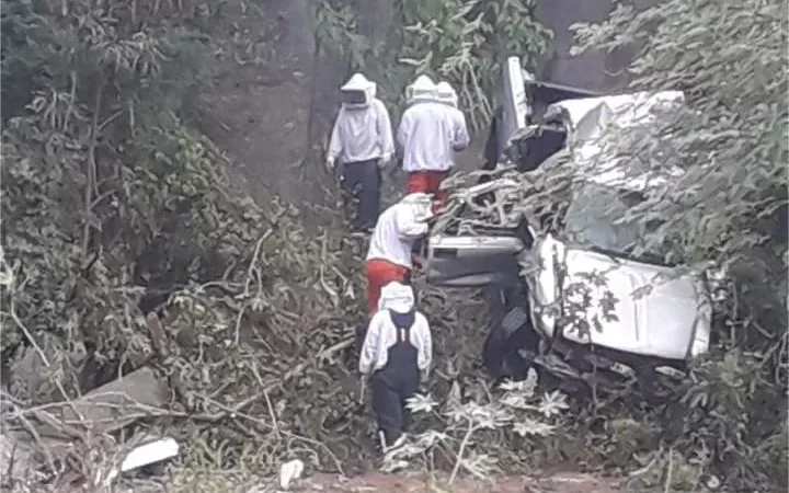 Mortos em acidente no sertão visitavam família; apenas criança de 2 anos sobreviveu