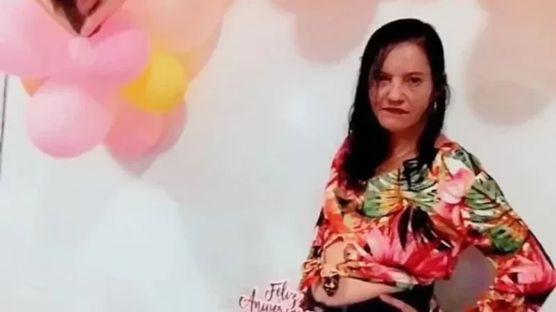 Adolescente de 15 anos é apreendido suspeito de matar própria mãe a facadas