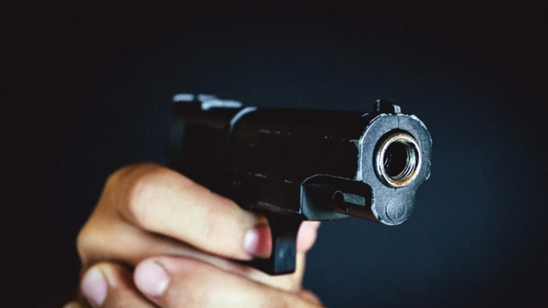 Catador de latinhas é assassinado com tiro no rosto próximo a viaduto