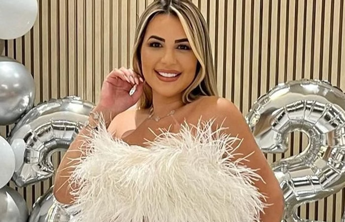 É meme? Excursão em van para “ver Deolane” no presídio custa R$ 850