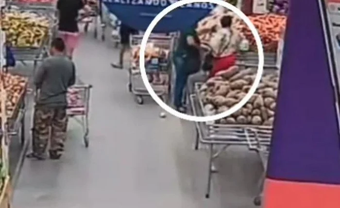 Mulher tem carteira furtada da bolsa em supermercado de Maceió