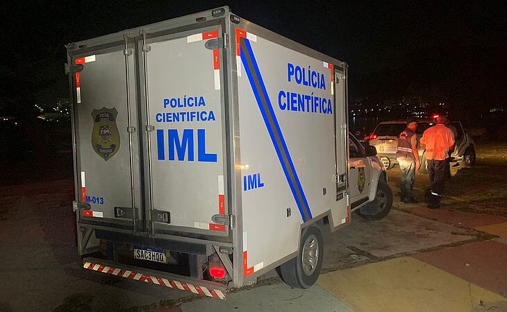 Homem é morto a tiros no Prado por suposto envolvimento com mulher de traficante