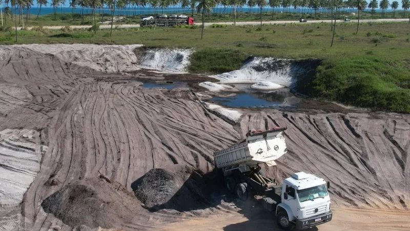 Igreja vendia areia e Vaticano interveio