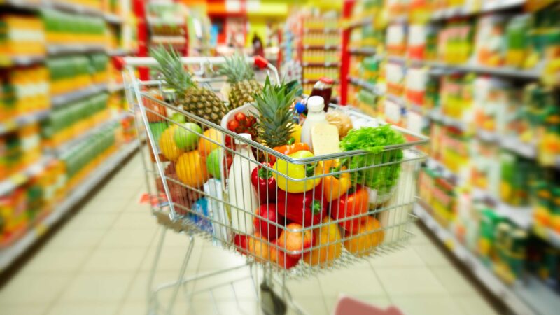 Homem é preso em flagrante ao tentar furtar supermercado na Mangabeiras