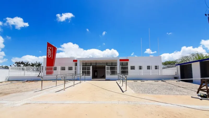 Jovem preso com revólver diz à PM que planejava um assassinato em show no Agreste