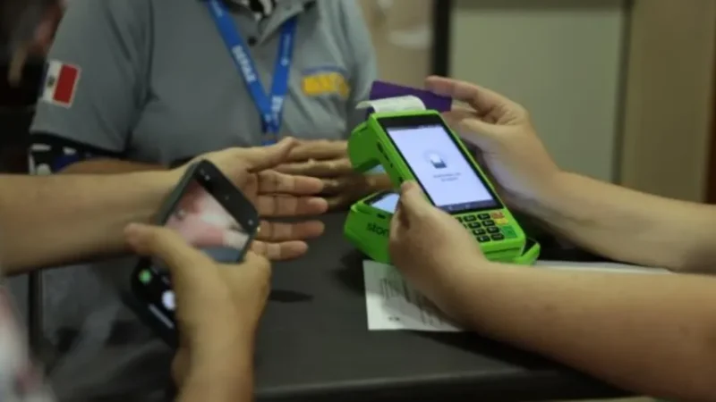 Sefaz fiscaliza estabelecimentos de Maceió e Arapiraca; máquinas de cartão foram apreendidas