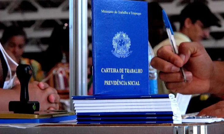 Desemprego tem menor taxa da série histórica para terceiro trimestre
