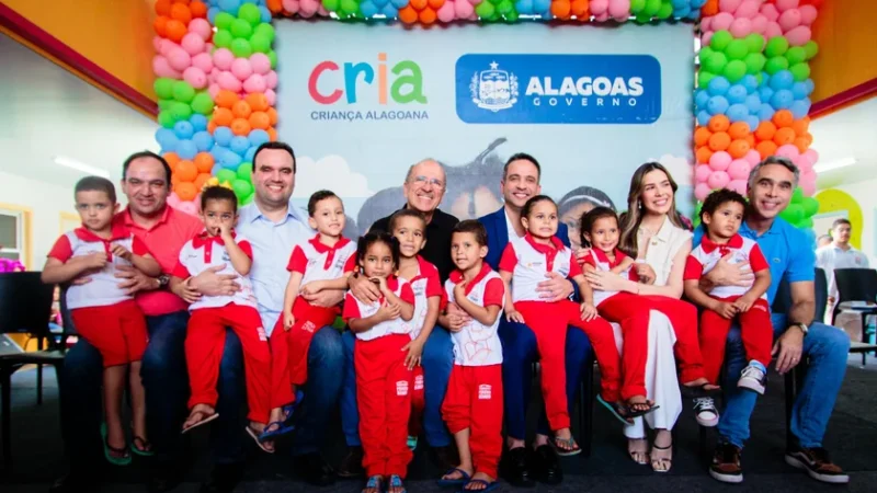Governador inaugura mais uma creche Cria e expande atendimento à primeira infância de Penedo