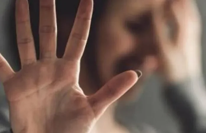 Homem é preso após xingar e agredir companheira e filho, na região metropolitana de Maceió