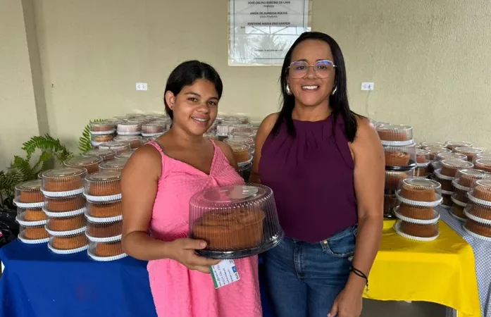 Através do PAA, Prefeitura de Anadia distribui alimentos