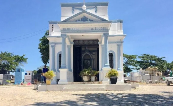 Dia de Finados: veja o que abre e o que fecha em Maceió no feriado