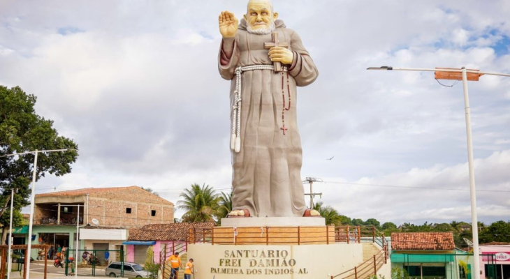 Canafístula se prepara para a romaria de Frei Damião