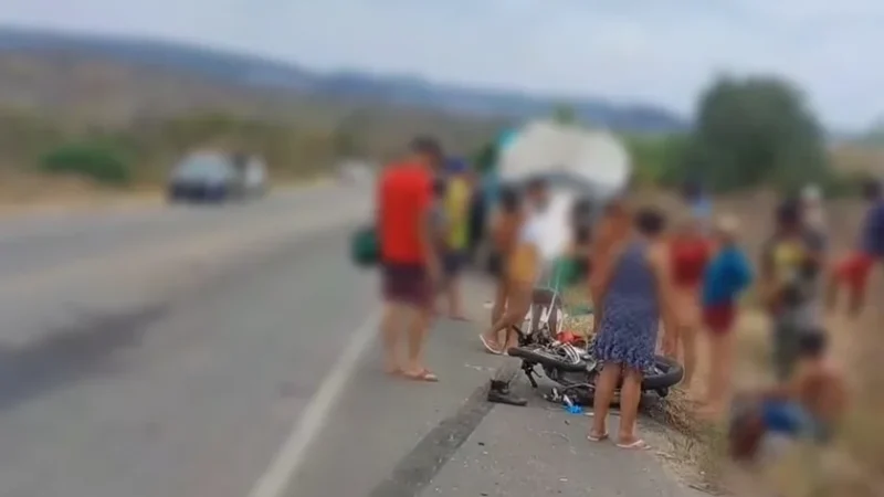 Motociclista morre em colisão com caminhão-pipa na BR-316
