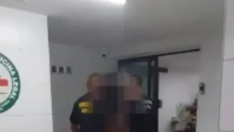 Estudante de medicina é preso dentro de faculdade por tráfico de drogas