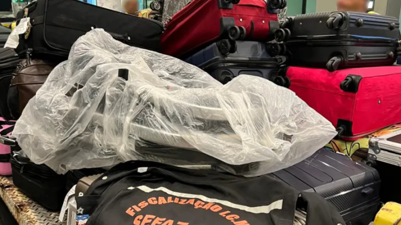 Fiscalização apreende mercadorias avaliadas em R$ 500 mil no aeroporto Zumbi dos Palmares