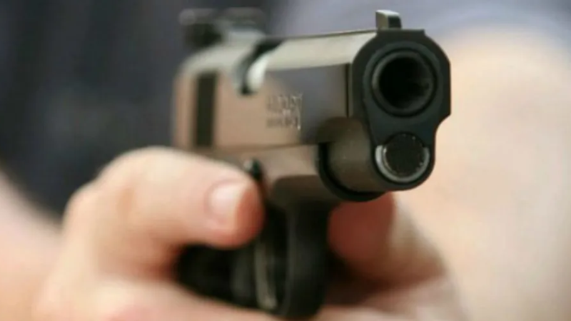 Homem sofre atentado enquanto bebia na casa de amigo no Agreste