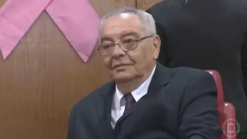 Justiça determina prisão de pediatra acusado de estuprar 6 crianças